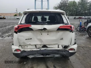 2018 Toyota RAV4 LE с VIN JTMBFREV0JJ181144, выставлен на аукционе Copart как лот 57117405 с пробегом 177 136 миль миль и Списание • Salvage title. История ставок и продаж доступна на DreamBid. Изображение 6.