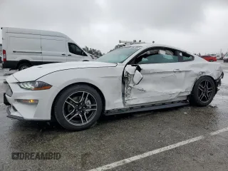 2021 Ford Mustang EcoBoost z VIN 1FA6P8TH5M5126729, wystawiony jako Copart lot #65464594 z przebiegiem 25 590 mil mil oraz Szkoda całkowita • Salvage title. Historia ofert i sprzedaży dostępna na DreamBid. Obrazek 1.