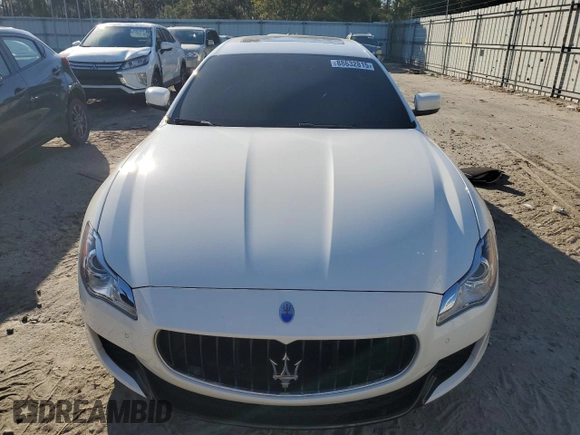 2015 Maserati Quattroporte S Q4 z VIN ZAM56RRA0F1151942, wystawiony jako Copart lot #88632815 z przebiegiem 28 821 mil mil oraz Szkoda całkowita • Salvage title. Historia ofert i sprzedaży dostępna na DreamBid. Obrazek 5.