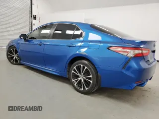 2018 Toyota Camry LE z VIN 4T1B11HK0JU080066, wystawiony jako Copart lot #56673055 z przebiegiem 253 741 mil mil oraz Czysty tytuł • Clean title. Historia ofert i sprzedaży dostępna na DreamBid. Obrazek 2.