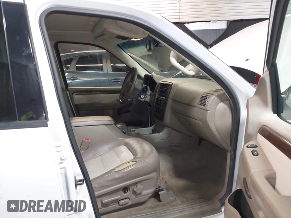 2004 Ford Explorer Eddie Bauer с VIN 1FMZU64KX4UA55494, выставлен на аукционе IAAI как лот 41592206 с пробегом 204 337 миль миль и . История ставок и продаж доступна на DreamBid. Изображение 5.