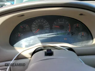 2002 Ford Mustang Standard z VIN 1FAFP404X2F118823, wystawiony jako Copart lot #54343305 z przebiegiem 159 482 mil mil oraz Szkoda całkowita • Salvage title. Historia ofert i sprzedaży dostępna na DreamBid. Obrazek 9.