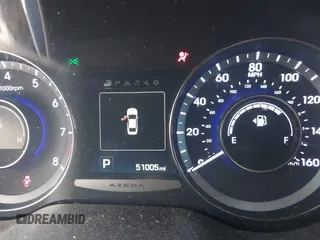 2017 Hyundai Azera Limited z VIN KMHFH4JG9HA579125, wystawiony jako IAAI lot #41718120 z przebiegiem 51 005 mil mil oraz . Historia ofert i sprzedaży dostępna na DreamBid. Obrazek 7.