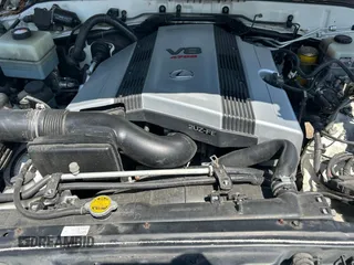 2007 Lexus LX 470 z VIN JTJHT00W174024015, wystawiony jako Copart lot #59439085 z przebiegiem 190 436 mil mil oraz Czysty tytuł • Clean title. Historia ofert i sprzedaży dostępna na DreamBid. Obrazek 7.