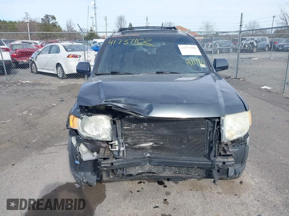2008 Ford Escape Limited with VIN 1FMCU94108KA71185, listed as a IAAI auction lot 41737102 with 224,666 mi miles. Bid and sale history available at carsss.com. Image 13.