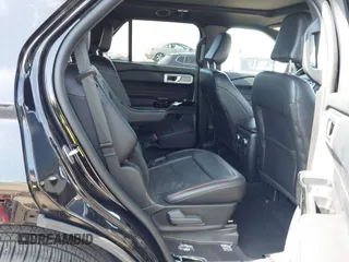 2023 Ford Explorer ST-Line z VIN 1FMSK8KH7PGC03436, wystawiony jako IAAI lot #42359119 z przebiegiem 5 261 mil mil oraz . Historia ofert i sprzedaży dostępna na DreamBid. Obrazek 8.