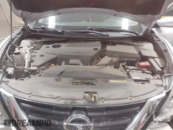 2018 Nissan Altima 2.5 SR with VIN 1N4AL3AP2JC299716, listed as a IAAI auction lot 41829131 with 39,741 mi miles. Bid and sale history available at carsss.com. Image 10.