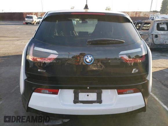 2014 BMW i3 с VIN WBY1Z2C59EV285786, выставлен на аукционе Copart как лот 83424914 с пробегом 65 565 миль миль и Списание • Salvage title. История ставок и продаж доступна на DreamBid. Изображение 6.