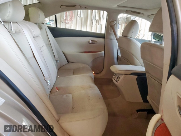 2010 Lexus ES 330 z VIN JTHBK1EG2A2409751, wystawiony jako Copart lot #57154485 z przebiegiem 103 033 mil mil oraz Szkoda całkowita • Salvage title. Historia ofert i sprzedaży dostępna na DreamBid. Obrazek 10.