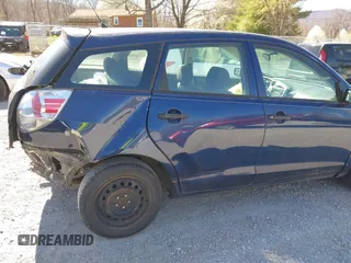 2006 Toyota Matrix STD with VIN 2T1KR32E86C568648, listed as a IAAI auction lot 41875552 with 134,042 mi miles and . Bid and sale history available at carsss.com. Image 14.
