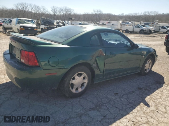 2000 Ford Mustang with VIN 1FAFP4048YF247717, listed as a Copart auction lot 48250675 with 175,105 mi miles and Salvage Title. Bid and sale history available at carsss.com. Image 3.