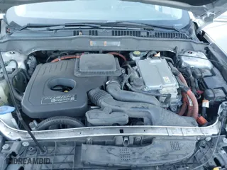 2015 Ford Fusion Energi Titanium with VIN 3FA6P0SU8FR264846, listed as a IAAI auction lot 41552443 with 160,142 mi miles. Bid and sale history available at carsss.com. Image 10.