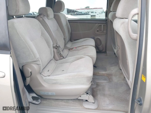 2008 Toyota Sienna CE with VIN 5TDZK23C18S219495, listed as a IAAI auction lot 41924219 with 209,848 mi miles. Bid and sale history available at carsss.com. Image 8.