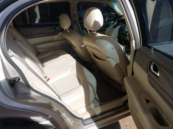 2002 Lincoln Continental with VIN 1LNHM97V62Y696179, listed as a IAAI auction lot 41745567 with 110514 miles. Bid and sale history available at carsss.com. Image 8.