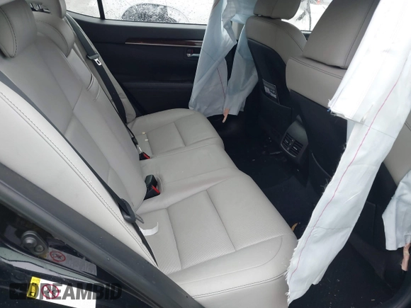 2013 Lexus ES 250 with VIN JTHBK1GG1D2083863, listed as a IAAI auction lot 41521039 with 46,853 mi miles and . Bid and sale history available at DreamBid. Image 8.