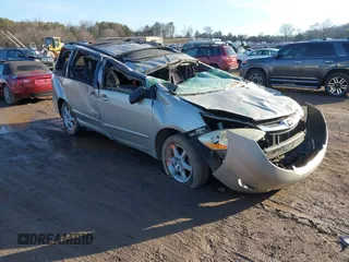 2006 Toyota Sienna XLE z VIN 5TDBA22C06S065087, wystawiony jako IAAI lot #41433498 z przebiegiem 250 546 mil mil oraz . Historia ofert i sprzedaży dostępna na DreamBid. Obrazek 1.