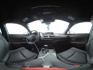 2022 Lexus UX 250h z VIN JTHX9JBH5N2056118, wystawiony jako IAAI lot #41538359 z przebiegiem 32 699 mil mil oraz . Historia ofert i sprzedaży dostępna na DreamBid. Obrazek 19.
