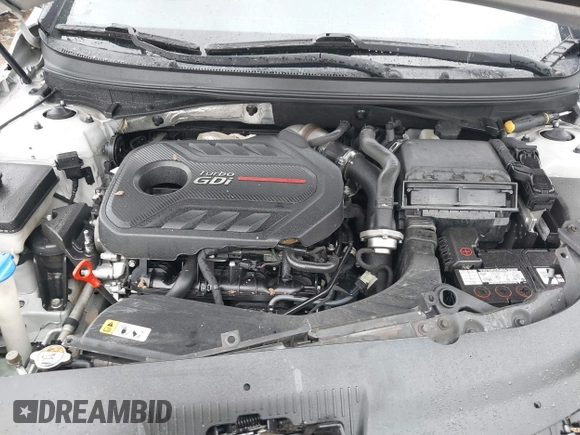 2015 Hyundai Sonata Sport with VIN 5NPE34AB1FH088637, listed as a IAAI auction lot 41455927 with 194,232 mi miles and . Bid and sale history available at carsss.com. Image 10.