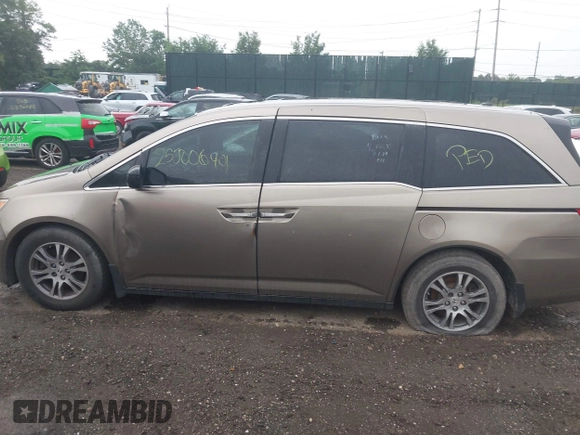 2011 Honda Odyssey EX-L with VIN 5FNRL5H68BB054204, listed as a IAAI auction lot 42576248 with Not provided miles and . Bid and sale history available at DreamBid. Image 13.