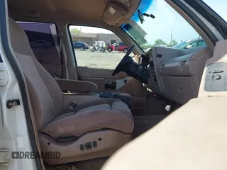 1994 Ford Explorer Eddie Bauer z VIN 1FMDU34X6RUC19898, wystawiony jako IAAI lot #42004431 z przebiegiem 89 463 mil mil oraz . Historia ofert i sprzedaży dostępna na DreamBid. Obrazek 5.