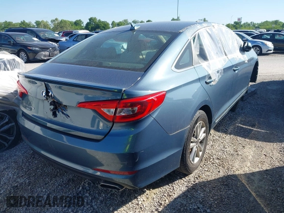 2016 Hyundai Sonata SE z VIN 5NPE24AF1GH268000, wystawiony jako IAAI lot #41757358 z przebiegiem Nie podano mil oraz . Historia ofert i sprzedaży dostępna na DreamBid. Obrazek 4.