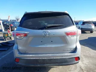2014 Toyota Highlander Limited with VIN 5TDDKRFH9ES047643, listed as a IAAI auction lot 41427770 with 120,935 mi miles. Bid and sale history available at carsss.com. Image 16.