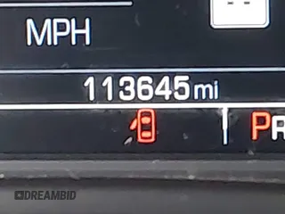 2018 GMC Yukon XL SLT with VIN 1GKS2GKC2JR394198, listed as a IAAI auction lot 41321208 with 113,645 mi miles. Bid and sale history available at carsss.com. Image 16.