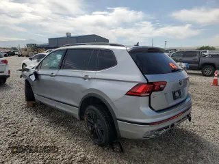 2022 Volkswagen Tiguan SE R-Line Black with VIN 3VV8B7AX5NM072366, listed as a Copart auction lot 60325565 with Not provided miles and Salvage title. Bid and sale history available at DreamBid. Image 2.