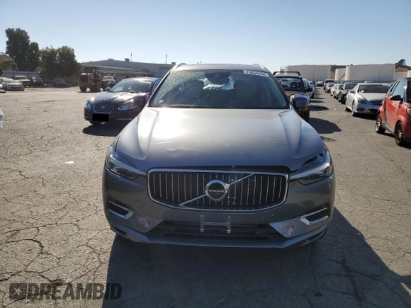 2021 Volvo XC60 Inscription Expression with VIN YV4BR0DK7M1811270, listed as a Copart auction lot 73054494 with 39,724 mi miles and Salvage title. Bid and sale history available at DreamBid. Image 5.