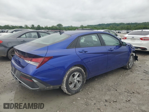 2024 Hyundai Elantra SE z VIN KMHLL4DG5RU659678, wystawiony jako Copart lot #55801785 z przebiegiem 3 319 mil mil oraz Szkoda całkowita • Salvage title. Historia ofert i sprzedaży dostępna na DreamBid. Obrazek 3.