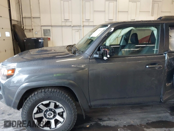2022 Toyota 4Runner TRD Off Road Premium with VIN JTERU5JR8N6024617, listed as a IAAI auction lot 41120404 with 53,431 mi miles and . Bid and sale history available at DreamBid. Image 6.