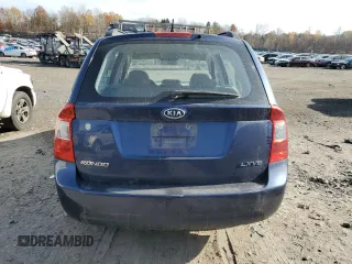 2008 Kia Rondo LX with VIN KNAFG526087154132, listed as a Copart auction lot 77683004 with 117,550 mi miles and Salvage Title. Bid and sale history available at carsss.com. Image 6.