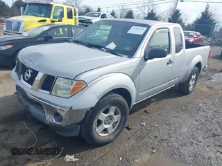 2006 Nissan Frontier SE z VIN 1N6AD06U26C413951, wystawiony jako IAAI lot #41461235 z przebiegiem 236 280 mil mil oraz . Historia ofert i sprzedaży dostępna na DreamBid. Obrazek 17.