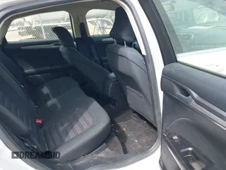 2017 Ford Fusion SE with VIN 3FA6P0H70HR375377, listed as a IAAI auction lot 41807636 with 72,730 mi miles and . Bid and sale history available at carsss.com. Image 8.