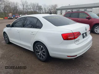 2015 Volkswagen Jetta Sedan 1.8T SE with VIN 3VWD17AJ4FM350619, listed as a IAAI auction lot 41917719 with 135,561 mi miles. Bid and sale history available at carsss.com. Image 3.