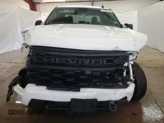 2024 Chevrolet Silverado 1500 Custom with VIN 3GCPABEKXRG318461, listed as a Copart auction lot 46946065 with 13,521 mi miles and Clean Title. Bid and sale history available at DreamBid. Image 5.