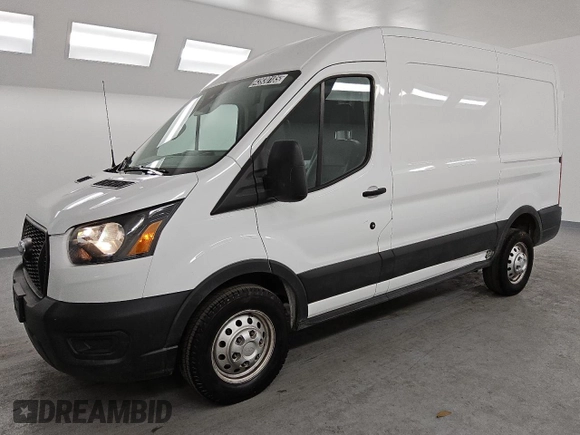 2023 Ford Transit Cargo with VIN 1FTBR2C88PKB34880, listed as a Copart auction lot 43930185 with 31,087 mi miles and Clean title. Bid and sale history available at DreamBid. Image 1.