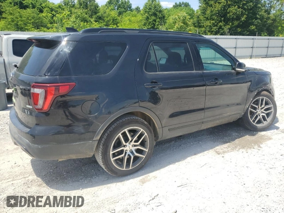 2017 Ford Explorer Sport z VIN 1FM5K8GTXHGB25729, wystawiony jako Copart lot #55808995 z przebiegiem 131 682 mil mil oraz Szkoda całkowita • Salvage title. Historia ofert i sprzedaży dostępna na DreamBid. Obrazek 3.