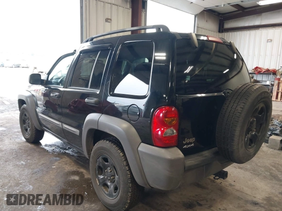 2003 Jeep Liberty Sport with VIN 1J4GL48K53W583860, listed as a IAAI auction lot 41632528 with 162,235 mi miles. Bid and sale history available at carsss.com. Image 3.