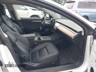 2023 Tesla Model 3 z VIN 5YJ3E1EA9PF431356, wystawiony jako IAAI lot #42620155 z przebiegiem 101 626 mil mil oraz . Historia ofert i sprzedaży dostępna na DreamBid. Obrazek 5.