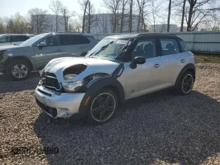 2011 MINI Countryman S with VIN WMWZC5C53BWL52733, listed as a Copart auction lot 53940155 with 150,250 mi miles and Salvage title. Bid and sale history available at DreamBid. Image 1.
