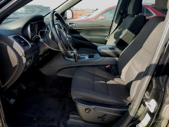 2018 Jeep Grand Cherokee Laredo E with VIN 1C4RJFAG0JC352630, listed as a Copart auction lot 44517345 with 97,805 mi miles and Clean Title. Bid and sale history available at DreamBid. Image 7.