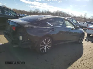 2019 Nissan Altima SR with VIN 1N4BL4CV8KC148452, listed as a Copart auction lot 80757864 with Not Provided miles and Salvage Title. Bid and sale history available at carsss.com. Image 3.