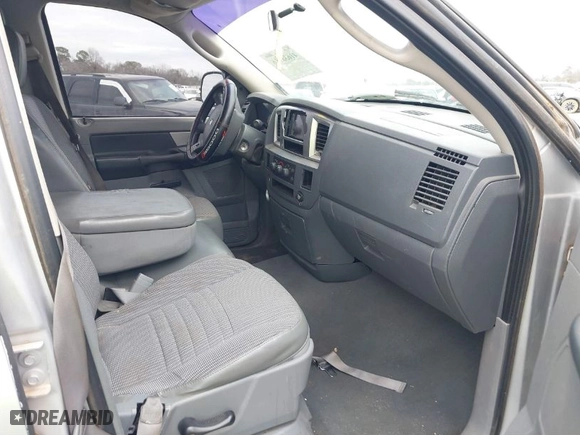 2008 Dodge Ram 1500 SLT with VIN 1D7HA18N28J115362, listed as a IAAI auction lot 41638716 with 323,380 mi miles. Bid and sale history available at carsss.com. Image 5.