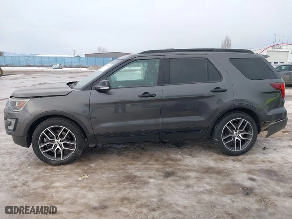 2016 Ford Explorer Sport with VIN 1FM5K8GT6GGD35260, listed as a IAAI auction lot 41459988 with 157,564 mi miles. Bid and sale history available at carsss.com. Image 14.