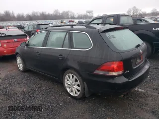 2014 Volkswagen Jetta SportWagen TDI w/Sunroof with VIN 3VWML7AJ0EM624228, listed as a Copart auction lot 85247504 with 62,692 mi miles and Clean Title. Bid and sale history available at carsss.com. Image 2.
