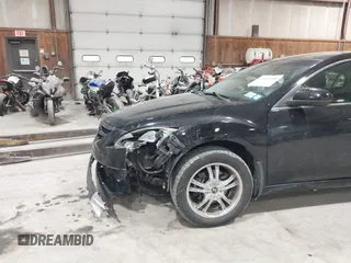 2010 Mazda 6 i Sport with VIN 1YVHZ8BH3A5M32560, listed as a IAAI auction lot 41666908 with 115,315 mi miles. Bid and sale history available at carsss.com. Image 6.