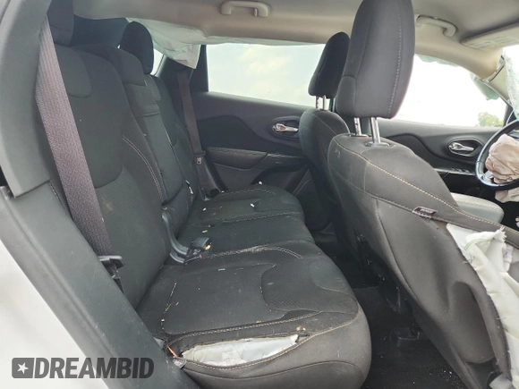 2016 Jeep Cherokee Latitude z VIN 1C4PJLCB9GW302114, wystawiony jako Copart lot #59312465 z przebiegiem 160 040 mil mil oraz Szkoda całkowita • Salvage title. Historia ofert i sprzedaży dostępna na DreamBid. Obrazek 11.