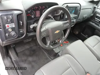 2018 Chevrolet Silverado 3500HD Work Truck with VIN 1GB3KYCY5JF128065, listed as a Copart auction lot 86155594 with 42,535 mi miles and Clean Title. Bid and sale history available at carsss.com. Image 8.
