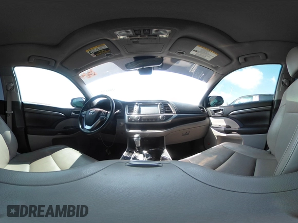 2019 Toyota Highlander Limited with VIN 5TDDZRFH5KS958544, listed as a IAAI auction lot 42094765 with 110,364 mi miles and . Bid and sale history available at DreamBid. Image 19.